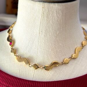 Gold “S” Choker Necklace